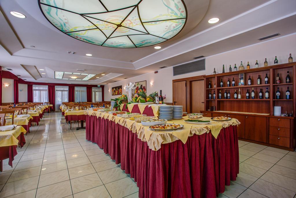 Hotel San Giorgio Морской Милан Экстерьер фото