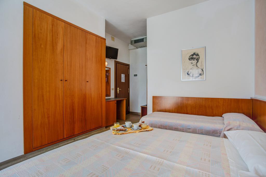 Hotel San Giorgio Морской Милан Экстерьер фото