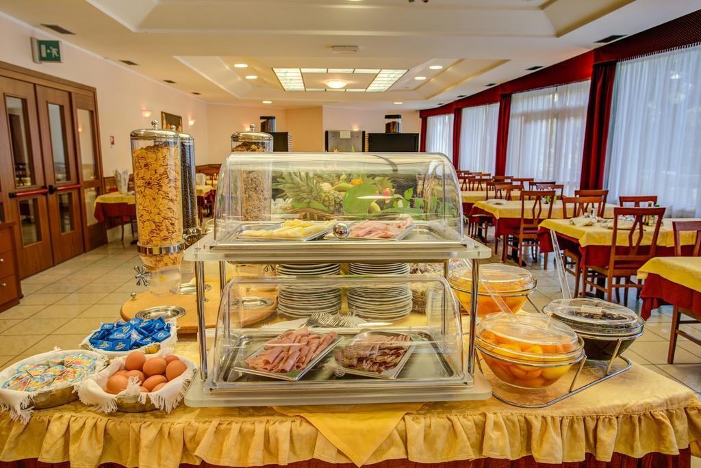 Hotel San Giorgio Морской Милан Экстерьер фото