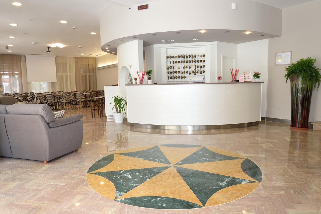 Hotel San Giorgio Морской Милан Экстерьер фото